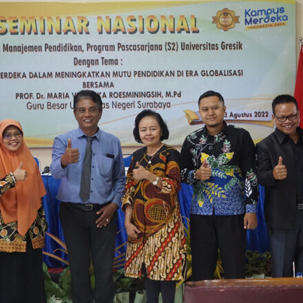 Seminar Nasional “Kurikulum Merdeka dalam Meningkatkan Mutu Pendidikan di Era Globalisasi” Program Studi Manajemen pendidikan, Program Pascasarjana (S2) Universitas Gresik